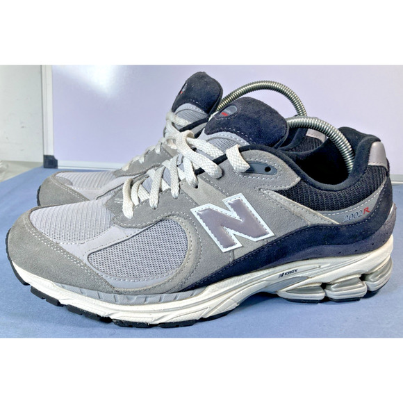 New Balance 2002R Men\'s Running Shoes Grey Navy Blue Suede Sneakers Size 10 main image 6